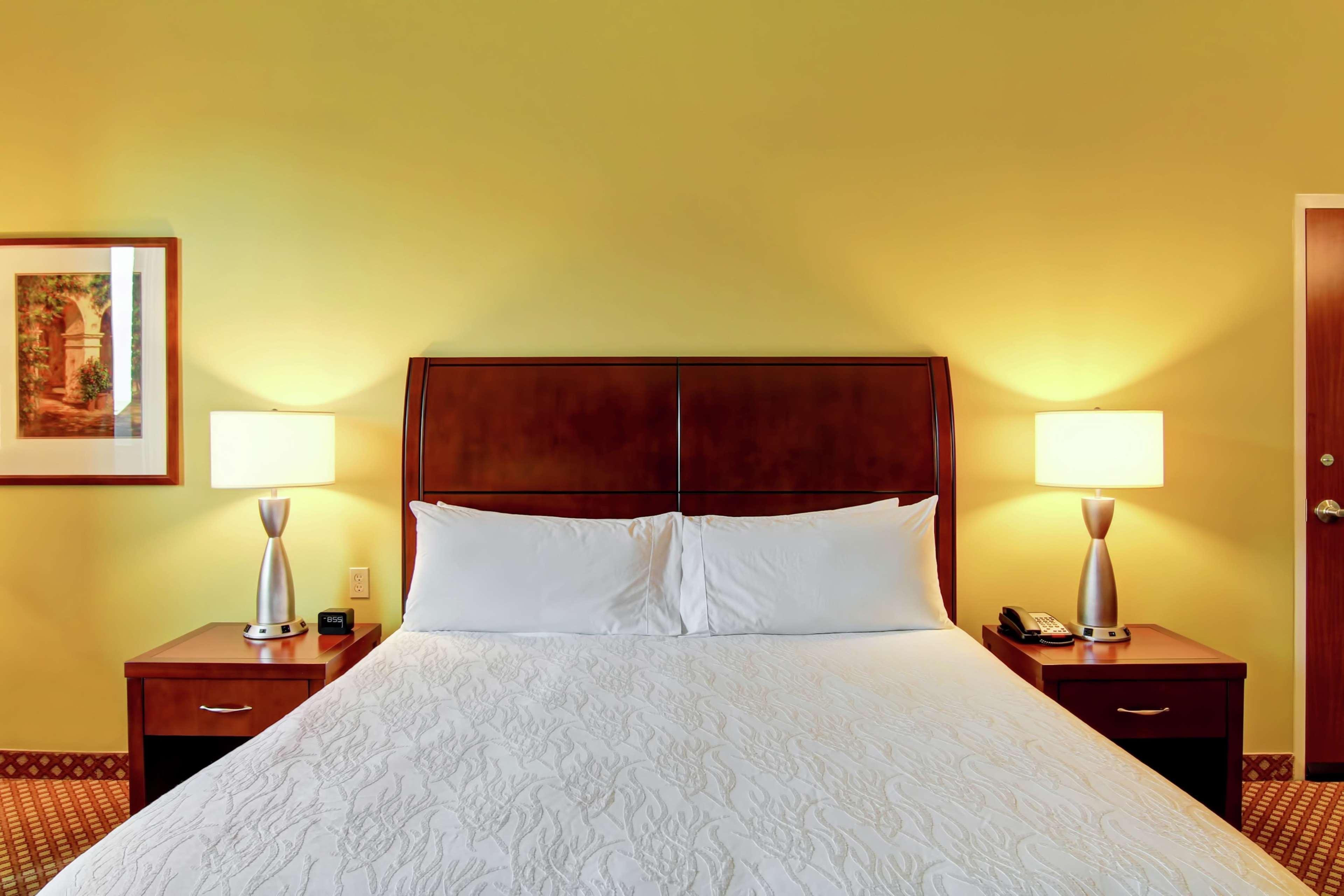 Hilton Garden Inn Ottawa Airport Kültér fotó
