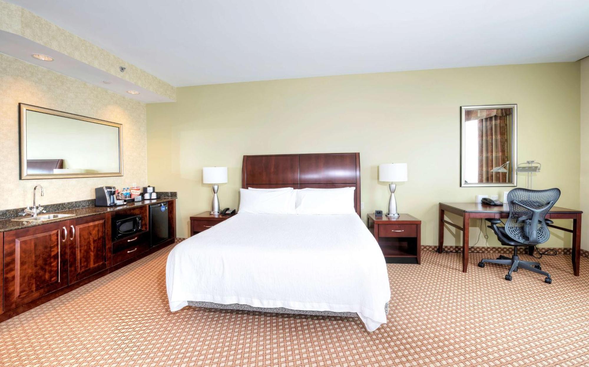 Hilton Garden Inn Ottawa Airport Kültér fotó