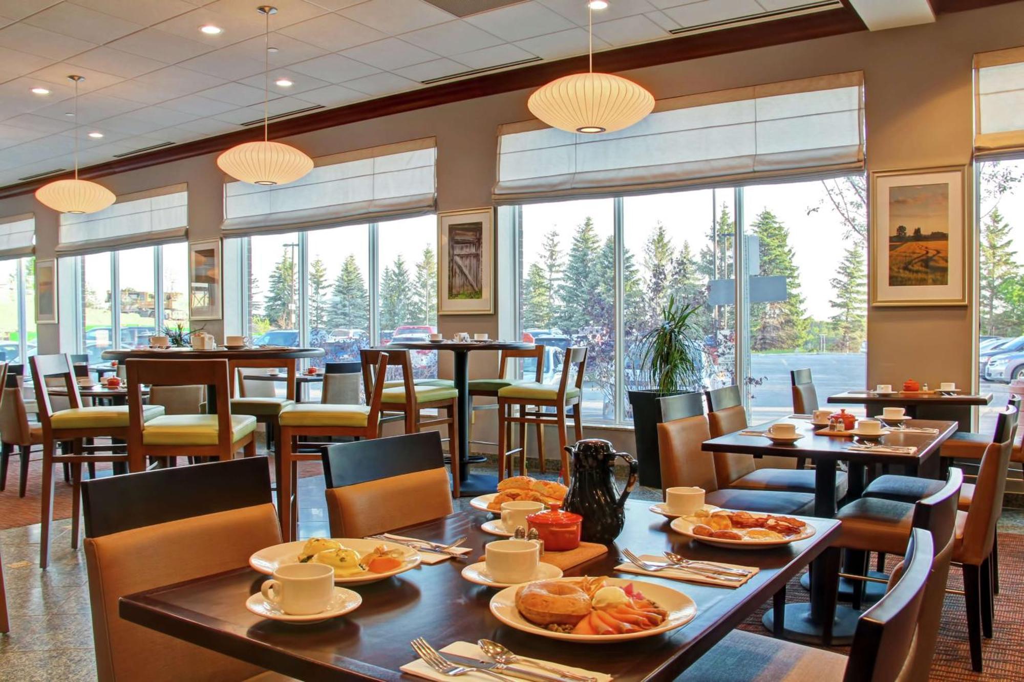 Hilton Garden Inn Ottawa Airport Kültér fotó