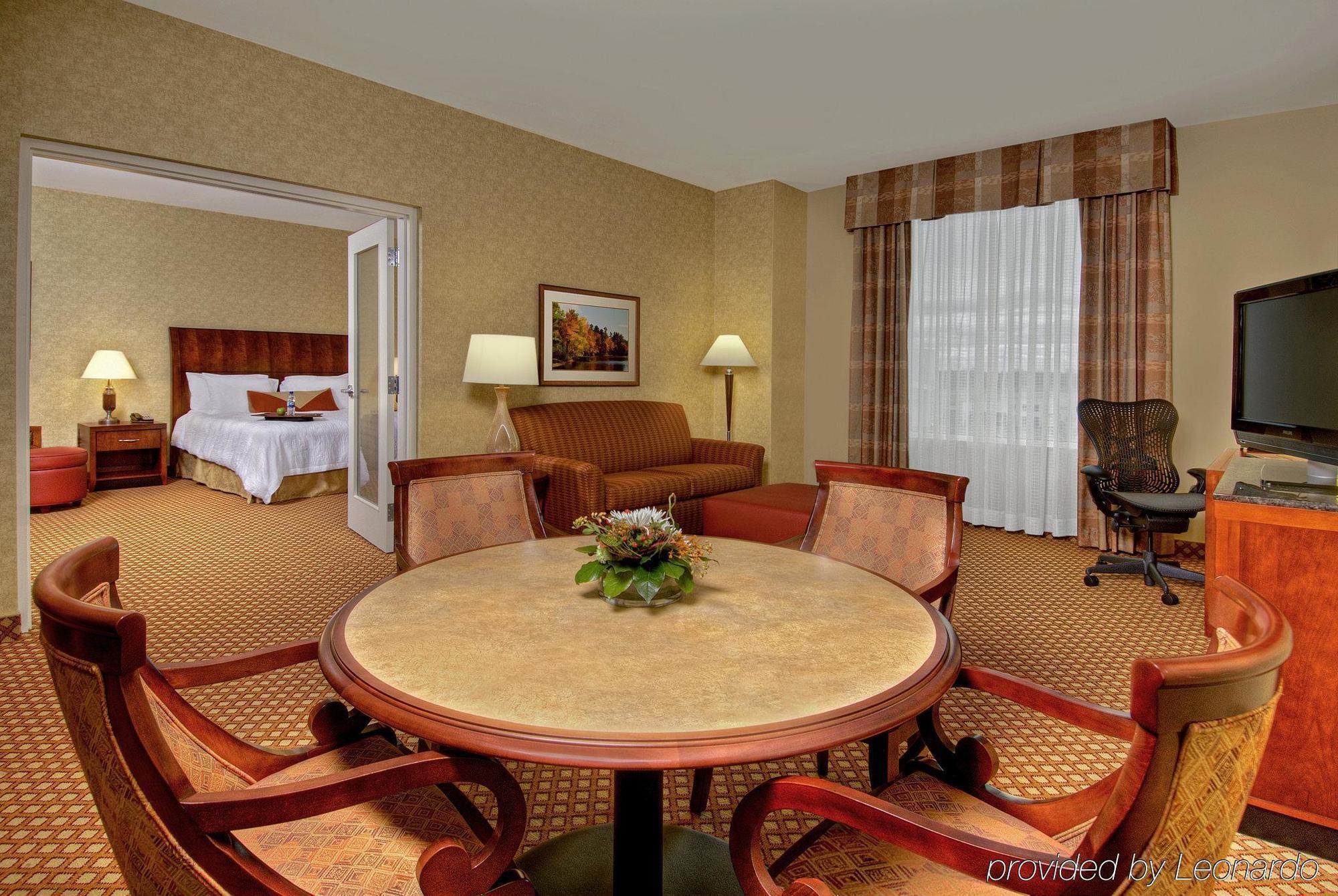 Hilton Garden Inn Ottawa Airport Szoba fotó